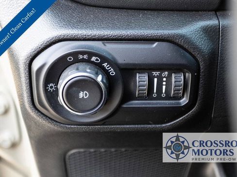 Used 2022 Jeep Wrangler Unlimited Sahara w/ LED Lighting Group image 22