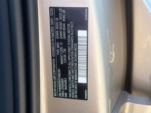 New 2026 Volvo XC90 T8 Plus w/ Protection Package Premier AWD/4WD image 33