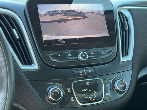 Used 2022 Chevrolet Malibu LS w/ Driver Confidence Package II image 25