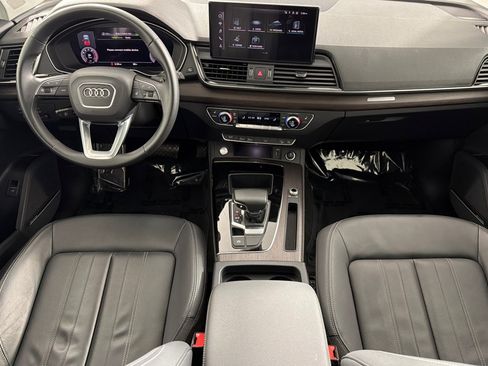Used 2023 Audi Q5 2.0T Premium Plus w/ Premium Plus Package AWD/4WD image 12