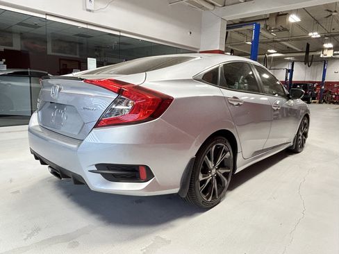 Used 2019 Honda Civic Sport image 9