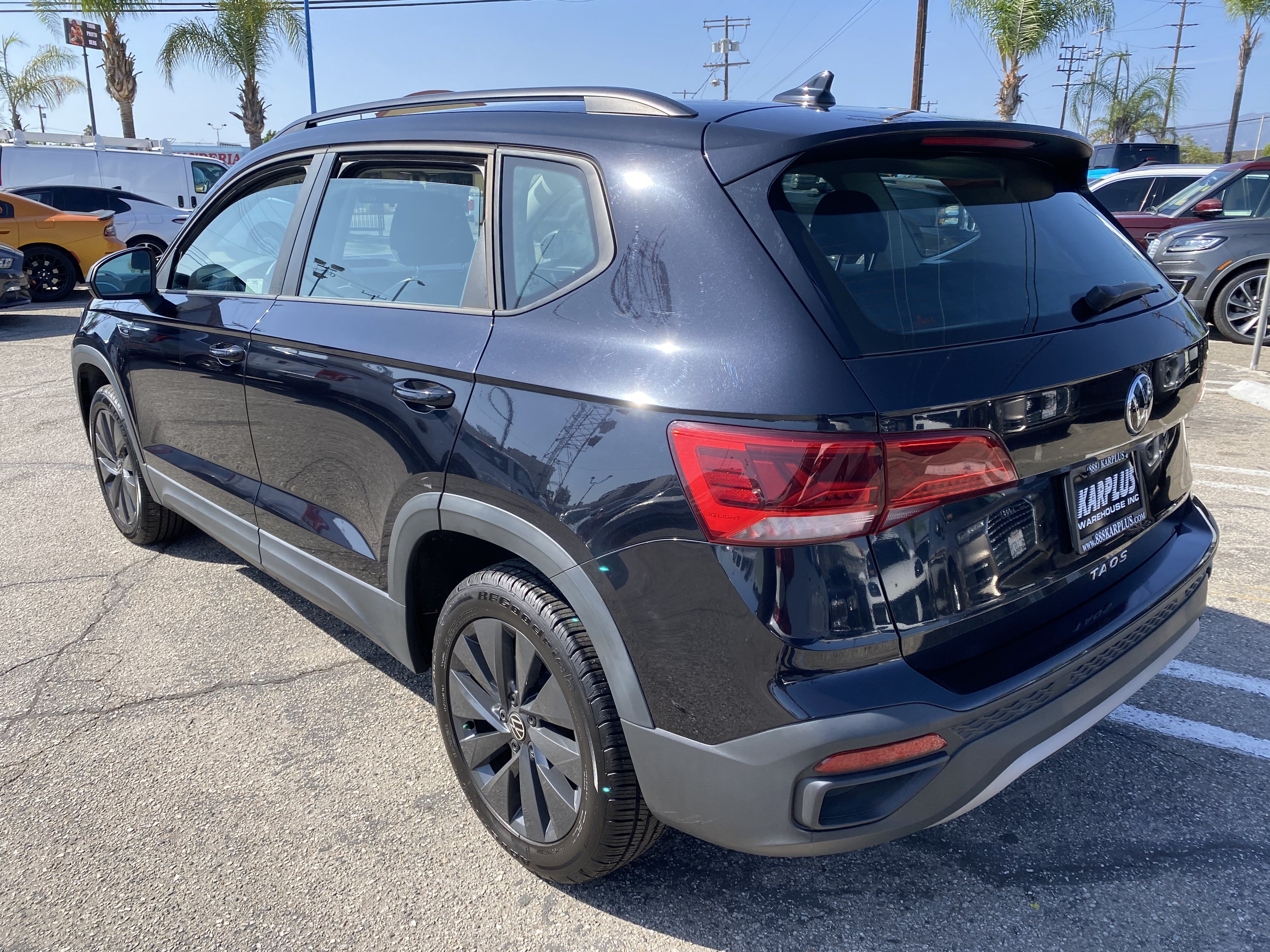 Used 2022 Volkswagen Taos S FWD image 13