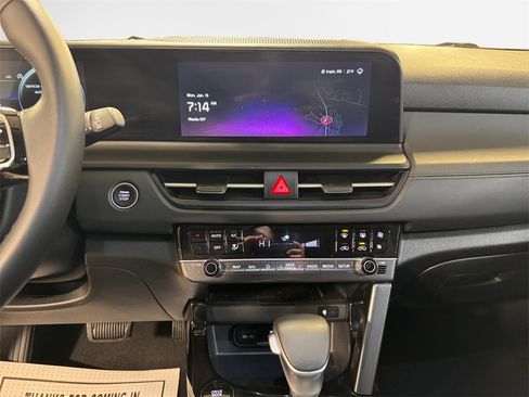 Used 2024 Kia Seltos EX image 22