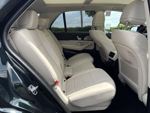 Used 2021 Mercedes-Benz GLE 450 4MATIC w/ 3rd Row Seat Package image 38