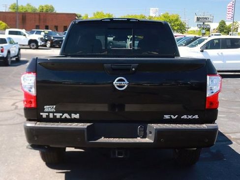 Used 2021 Nissan Titan SV w/ Accessory Utility Package AWD/4WD image 6