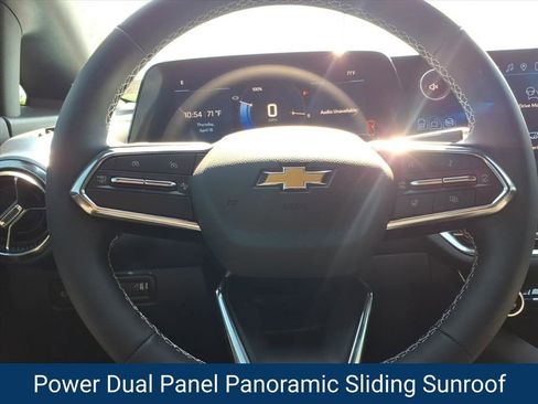 New 2026 Chevrolet Equinox EV LT AWD/4WD image 11