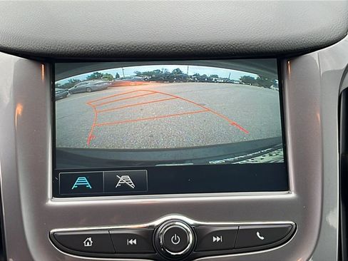 Used 2018 Chevrolet Cruze LT image 26