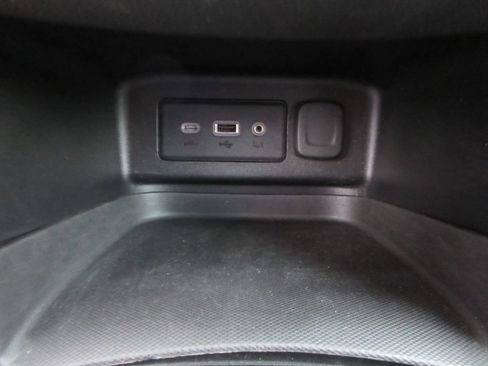 Certified 2019 Chevrolet Equinox LT FWD image 28