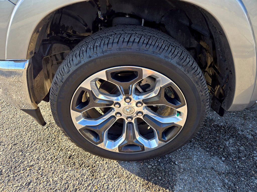 Used 2021 RAM 1500 Limited AWD/4WD image 11