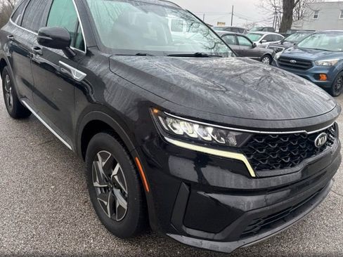 Used 2021 Kia Sorento S image 3