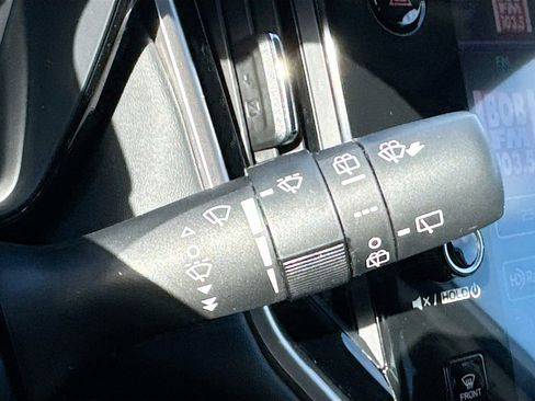 Used 2020 Subaru Outback Premium image 15