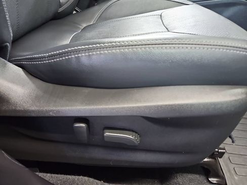 Used 2019 Subaru Forester Touring AWD/4WD image 28