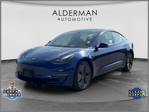 Used 2023 Tesla Model 3 Standard Range RWD image 1