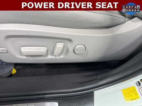 Used 2019 Toyota Highlander Limited image 8