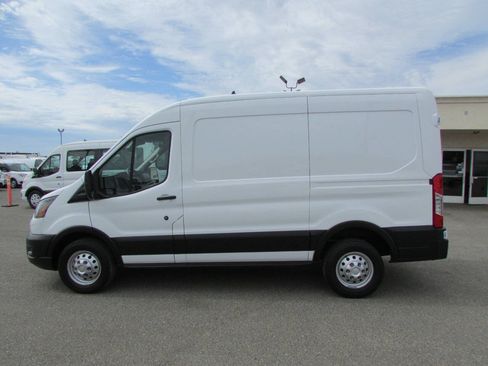 Used 2023 Ford Transit 250 Medium Roof AWD w/ Load Area Protection Package image 11