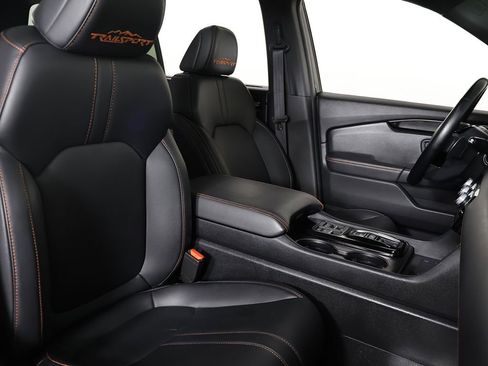 Used 2024 Honda Pilot TrailSport image 32