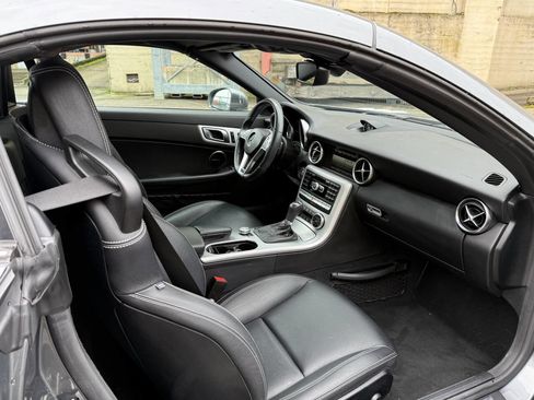 Used 2016 Mercedes-Benz SLK 350 image 43