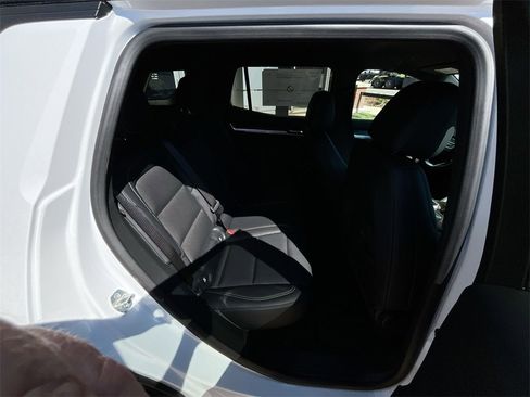 New 2026 GMC Terrain Elevation w/ Elevation Premium Package image 38