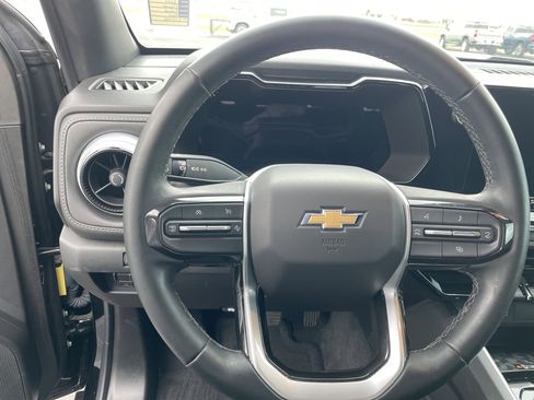 Certified 2023 Chevrolet Colorado LT w/ LT Convenience Package II AWD/4WD image 10