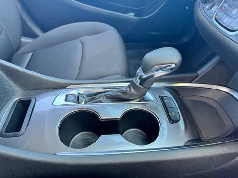 Used 2024 Chevrolet Malibu LT FWD image 24
