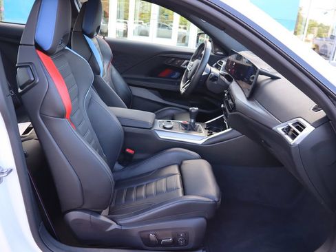 Used 2025 BMW M2 RWD image 22
