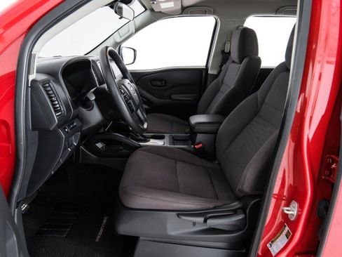 Used 2022 Nissan Frontier S w/ Technology Package AWD/4WD image 30