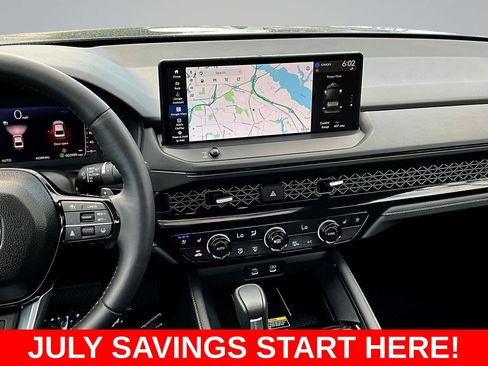 Used 2025 Honda Accord Touring image 11