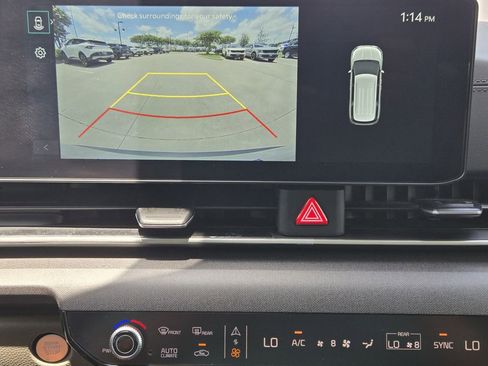 New 2026 Kia Carnival EX FWD image 13