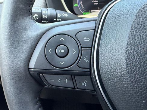 Certified 2025 Toyota RAV4 Limited w/ Advanced Technology Package image 17