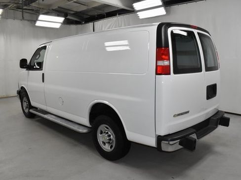 Used 2024 Chevrolet Express 2500 w/ Driver Convenience Package image 7