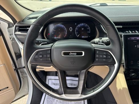 Used 2021 Jeep Grand Cherokee L Limited image 23