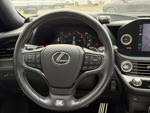 Used 2022 Lexus LS 500 F Sport w/ Accessory Package (Z2) AWD/4WD image 9