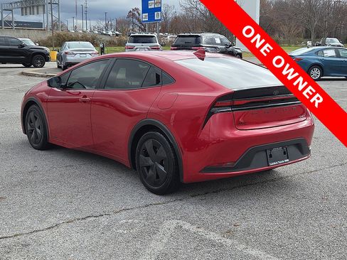 Used 2023 Toyota Prius LE image 4