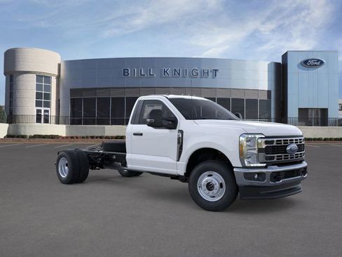 New 2025 Ford F350 XL w/ XL Chrome Package image 1