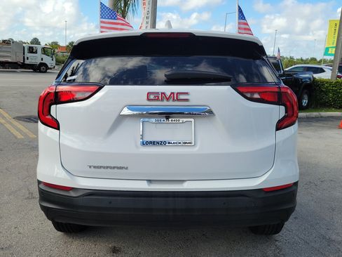 Used 2021 GMC Terrain SLE image 6