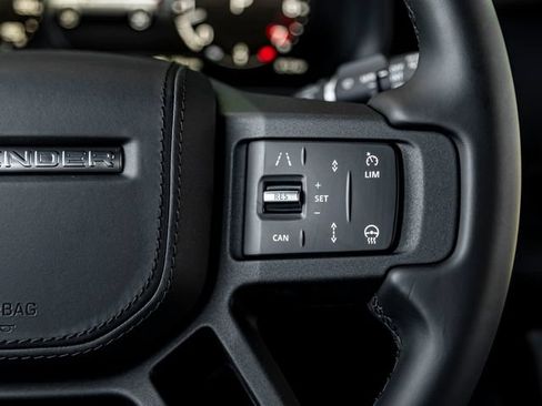 Certified 2026 Land Rover Defender 110 X AWD/4WD image 22