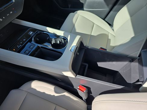 New 2025 Nissan Murano SV image 24