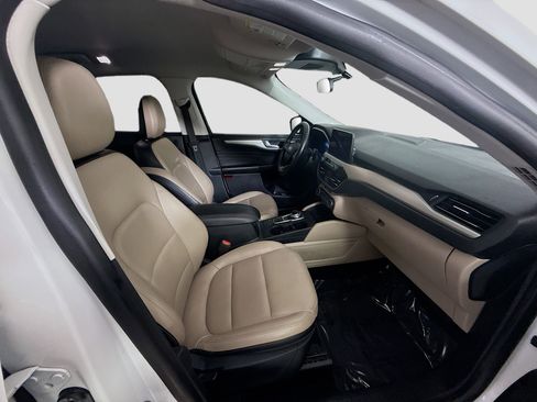 Used 2021 Ford Escape SEL w/ Technology Package FWD image 29