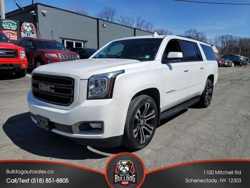 Used 2020 GMC Yukon XL SLT w/ Open Road Package AWD/4WD image 1