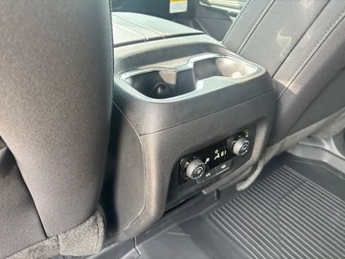 New 2026 Chevrolet Traverse LT w/ LPO, Floor Liner Package FWD image 19