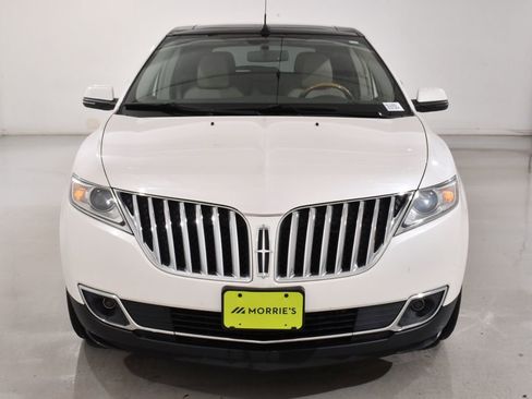 Used 2015 Lincoln MKX AWD w/ Equipment Group 102A image 3