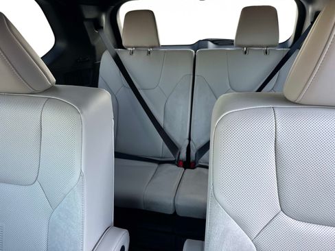 Certified 2026 Lexus TX 350 AWD w/ Technology Package image 16