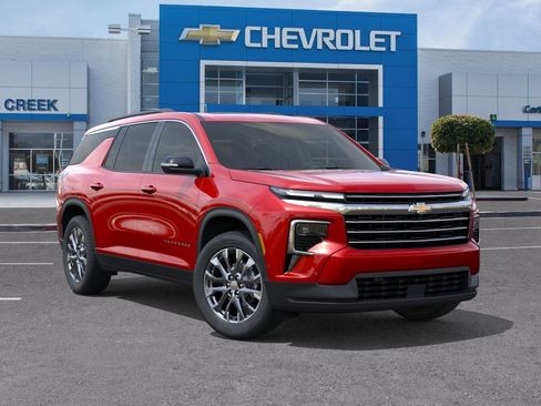 New 2026 Chevrolet Traverse LT w/ Enhanced Driving Package AWD/4WD image 2