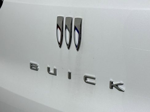 New 2026 Buick Encore GX Avenir w/ Avenir Convenience Package image 17
