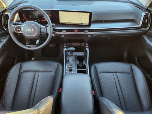 Used 2025 Kia Sorento S w/ Panoramic Sunroof Package image 26