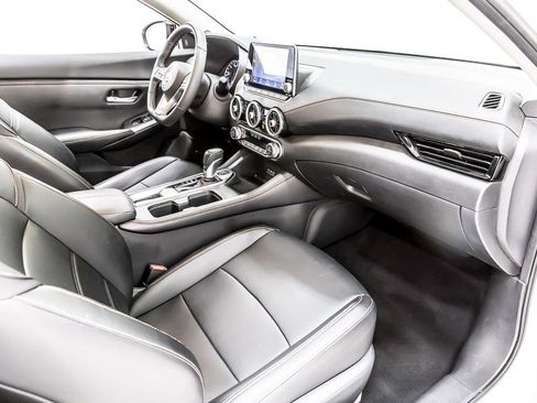 Used 2021 Nissan Sentra SR w/ SR Premium Package FWD image 31