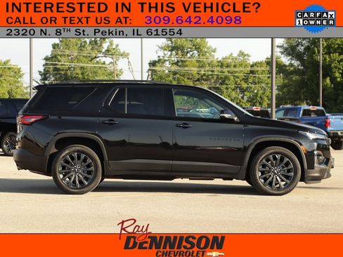 Used 2023 Chevrolet Traverse RS FWD image 8