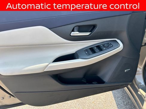 Certified 2026 Nissan Sentra SL w/ Floor Mat Package FWD image 15
