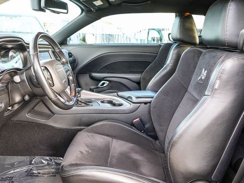 Used 2022 Dodge Challenger R/T Scat Pack w/ Shaker Package image 16