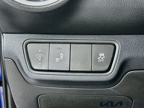 Certified 2023 Kia Forte LXS w/ LXS Technology Package FWD image 10